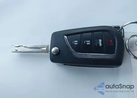 2021 Toyota Camry Se z USA, uszkodzony, nr VIN 4T1G11AK7MU461658